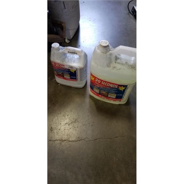 2 JUGS OF 30 SECONDS CLEANER