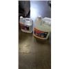 Image 1 : 2 JUGS OF 30 SECONDS CLEANER