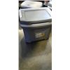 Image 2 : 2 IGLOO COOLERS AND COLEMAN COOLER