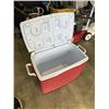 Image 6 : RUBBERMAID COOLER AND 2 IGLOOR PLAYMATE COOLERS
