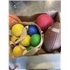 Image 2 : LOT OF SPORTS BALLS AND BOCCE SET