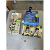 Image 1 : WOODS CAMP LIGHT, GARDEN FEEDER KIT, AND 2 HOSE CONNECTORS