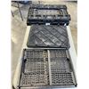 Image 1 : 4 BLACK FOLDING CRATES