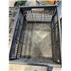 Image 3 : 4 BLACK FOLDING CRATES