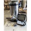 Image 1 : STAINLESS GARBAGE CAN, HALOGEN LIGHT AND DIRT DEVIL VAC