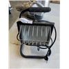 Image 3 : STAINLESS GARBAGE CAN, HALOGEN LIGHT AND DIRT DEVIL VAC
