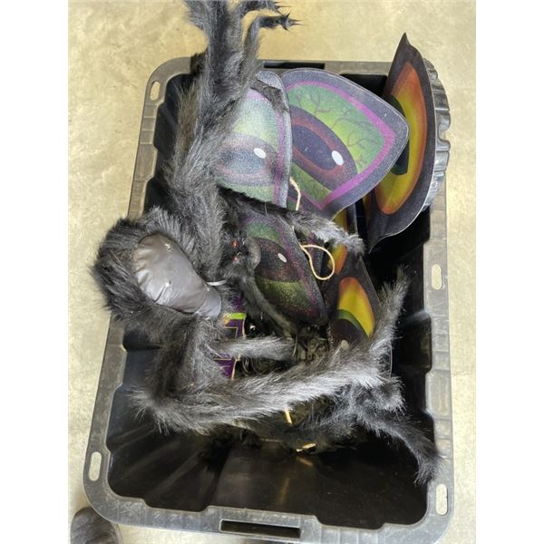 HALLOWEEN DECOR INCLUDING LARGE SPIDER, RUBBER BATS, SPOTLIGHT ETC