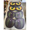 Image 3 : HALLOWEEN DECOR INCLUDING LARGE SPIDER, RUBBER BATS, SPOTLIGHT ETC