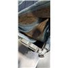 Image 3 : TOTE WITH 5 MOVING BLANKETS