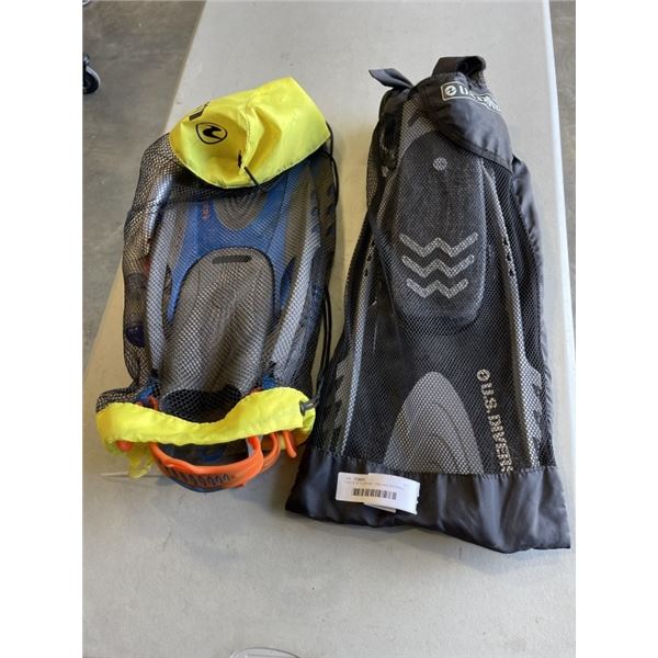 2 SETS OF FLIPPERS - ONE HAS SNORKLE SET