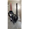 Image 4 : ELECTRIC BLOWER AND HEDGETRIMMER, BOTH WORKING