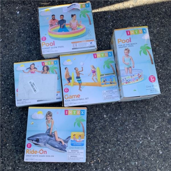 5 BOXED SUMMER FUN ITEMS