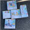 Image 1 : 5 BOXED SUMMER FUN ITEMS