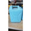 Image 2 : 2 POTABLE WATER JUGS