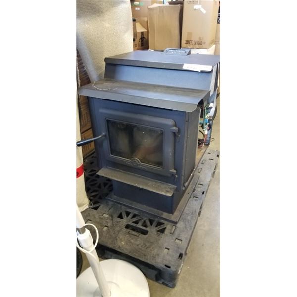 WOOD PELLET STOVE