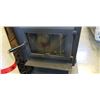 Image 2 : WOOD PELLET STOVE