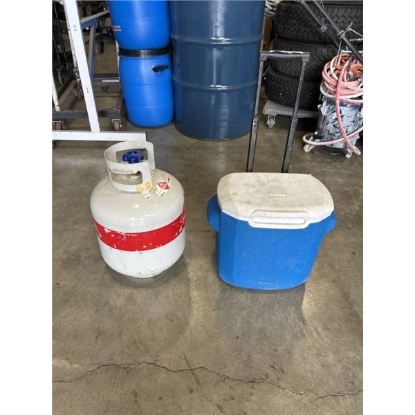 COLEMAN ROLLING COOLER AND PROAPNE TANK WITH 2017 STAMP