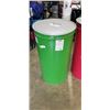 Image 2 : 2 FOOD GRADE METAL DRUMS