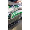 Image 2 : PALLET OF 33 NEW 40KG BAGS 100% NATURAL DOUGLAS FIR PELLETS , HARDWOOD PELLETS, AND  PREMIUM PELLETS