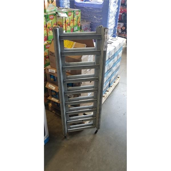 SINGLE FOLDING CAR RAMP