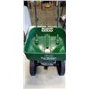 Image 2 : SCOTTS TURF BUILDER SEED SPREADER