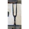 Image 2 : 5 NEW BLACK BIKE FORKS