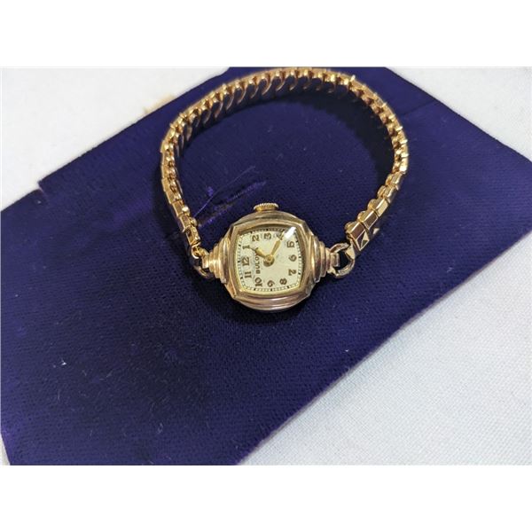 VINTAGE GOLD PLATED LADIES BULOVIA WATCH, SWISS MANUAL WIND UP WORKING
