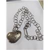 Image 3 : VINTAGE SILVER LINK CHAIN W/ HINGED HEART LOCKET PENDANT NECKLACE