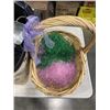 Image 2 : LOT OF BASKETS AND SOME DECOR