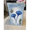 Image 2 : 2 GLASS WATERING BULBS