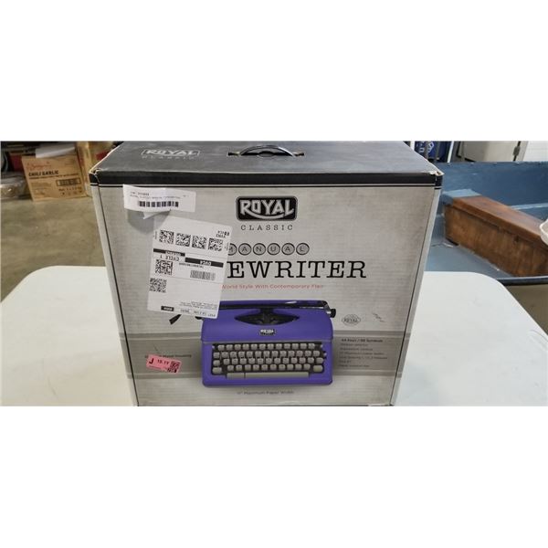 ROYAL CLASSIC MANUAL TYPEWRITER