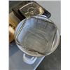 Image 3 : BUTANE BURNER, STOCK POTS AND NEW WOK SET