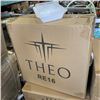 Image 1 : CASE OF NEW THEO RE16 CONTAINERS WITH LIDS 150 SETS
