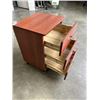 Image 3 : ROLLING 3 DRAWER SIDE TABLE