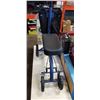 Image 2 : LEG MOBILITY SCOOTER