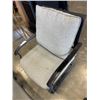 Image 4 : 5PC PATIO SET - 4 CHAIRS AND GLASS TOP TABLE