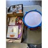 Image 4 : 2 TRAYS OF KIDS TOYS