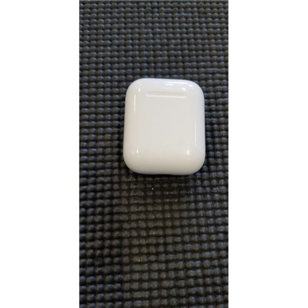 APPLE AIRPODS (2ND GEN) - TESTED WORKING, RETAIL $179