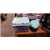 Image 2 : CUISINEART COFFEE MACHINE AND WAFFLE MAKER W/ INSERTS