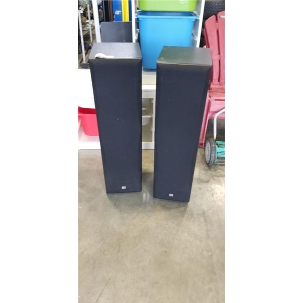 PAIR OF JBL E60 TOWER SPEAKERS IN GOOD CONDITION