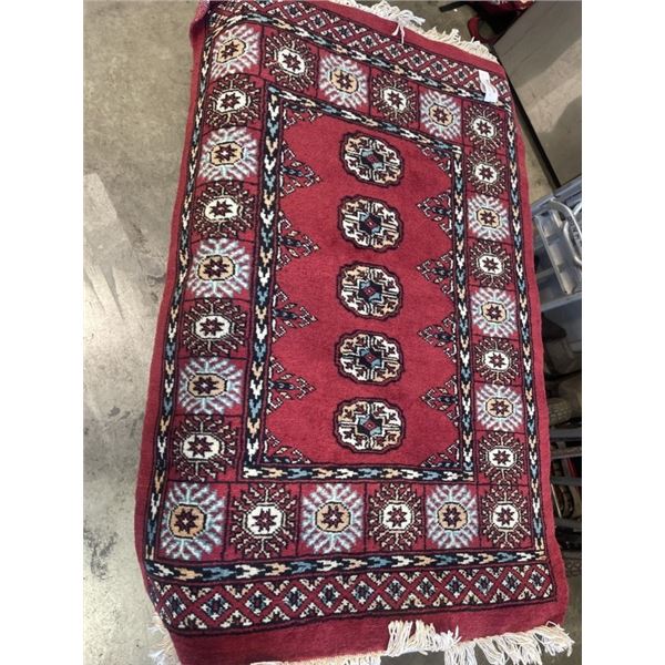 HAND KNOTTED CARPET RUNNER