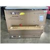 Image 1 : WHITE 43"X 24" TABLE TOP WITH WHITE VIVO SINGLE ELECTRIC SINGLE MOTOR DESK FRAME