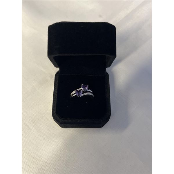 NEW PLATINUM PLATED 1.0CT PURPLE SIMULATED DIAMOND (CZ) DOUBLE HEART RING, SIZE 7