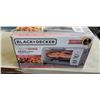 Image 2 : BLACK AND DECKER 4-SLICE AIR FRY TOASTER OVEN - TESTED WORKING, RETAIL $179
