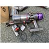 Image 2 : DYSON V11 ABSOLUTE EXTRA CORDLESS VACUUM  WITH CHARGER AND ACCESSORIES  WORKING
