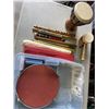 Image 1 : BOX OF VINTAGE MUSIC EQUIPTMENT