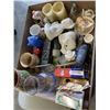 Image 4 : TRAY OF VINTAGE COLLECTIBLES