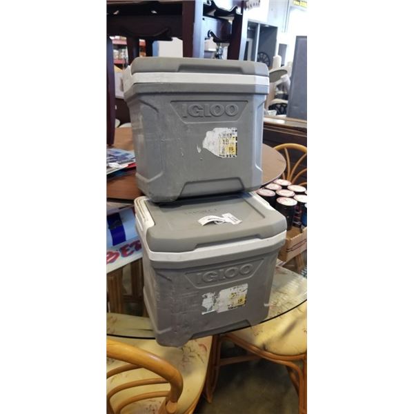 2 IGLOO COOLERS