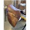 Image 3 : ELDONIAN HORSE SADDLE AND COVER