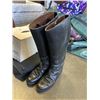 Image 2 : 2 PAIRS OF LADIES RIDING BOOTS AND RIDING HELMET